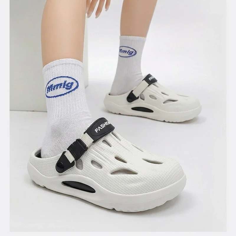 Summer Outerwear EVA Lightweight Soft Soled Water Beach Slippers Men Clogs Anti Slip Wear-resistant Driving Dual-use Sandals