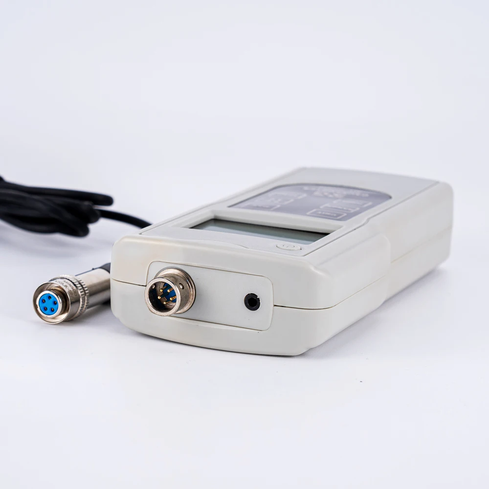 Portable MT-200D2 Digital Gauss Meter Magnetic Field Intensity Measurement Instrument High Precision Tesla Meter 0.00mT~200.00mT