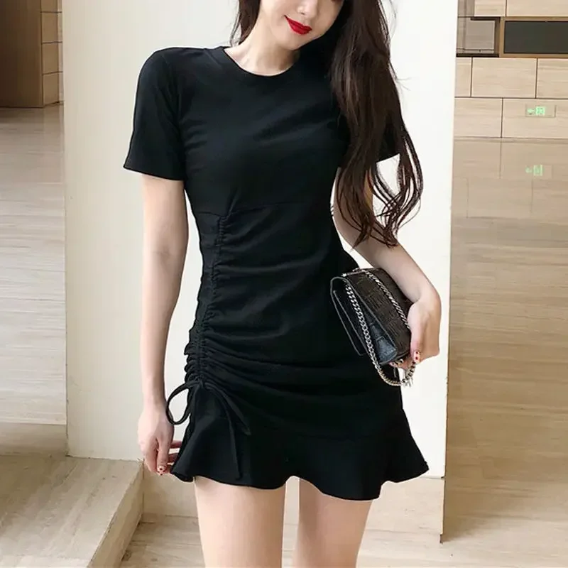 Vêtements chemise robes féminines 2025 robe à bandes pour femmes à volants Mini t-shirts courts une pièce Chic et élégant assez chaud ample X