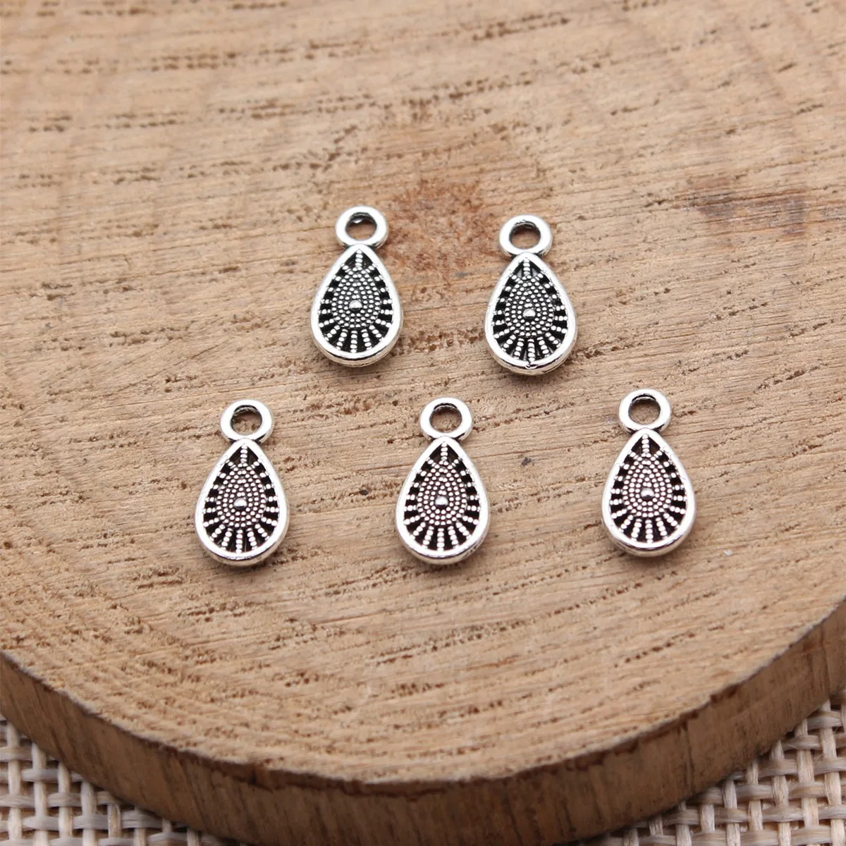 40Pcs/Lot 9.8*4.9mm Metal Alloy 2025 Antique Silver Color  Water Droplets Charms Pendants For Jewelry Making DIY Handmade Craft