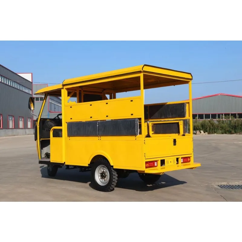 Large Compartment Motor Tricycle Electric Passenger Tricycle Also Used for Cargo Transportation