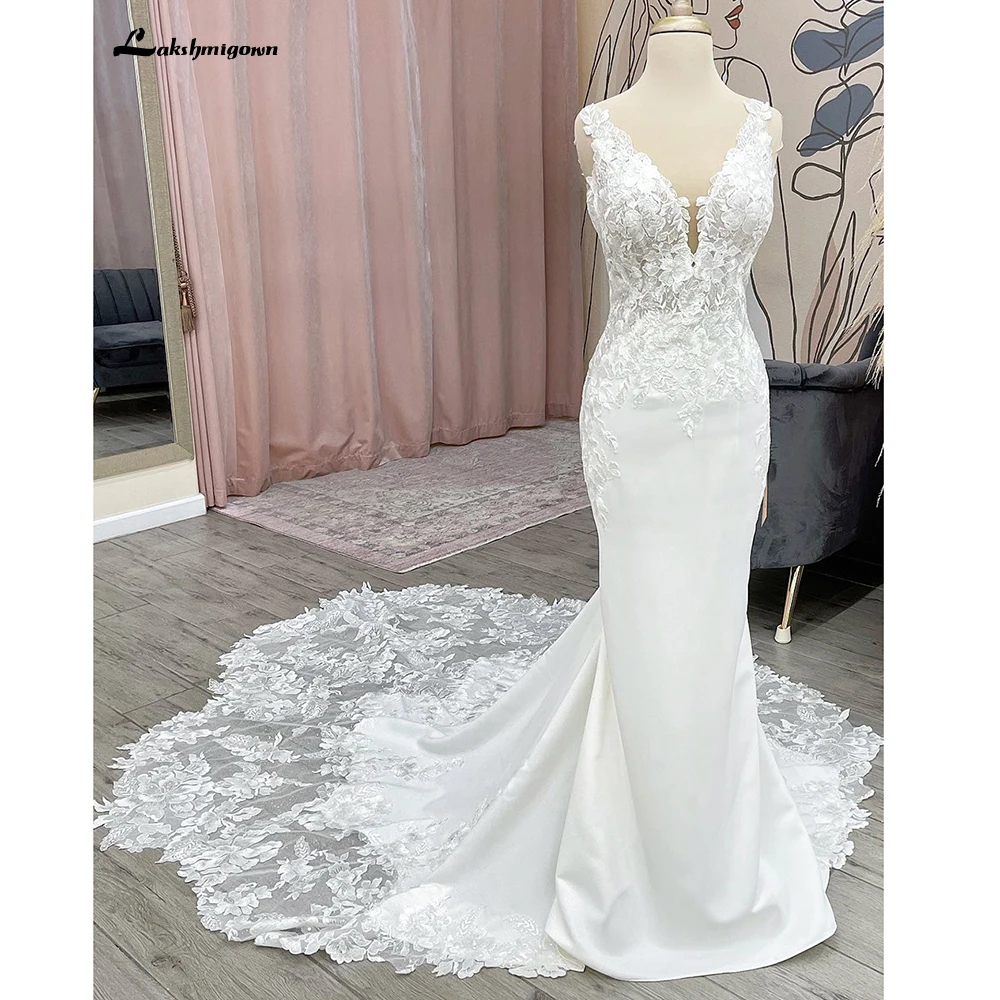 Neues Mariage V-Ausschnitt Meerjungfrau Brautkleid Spitze Böhmisches Hochzeitskleid Hofschleppe Einfache Brautkleider Maßgeschneiderte Strandkleider