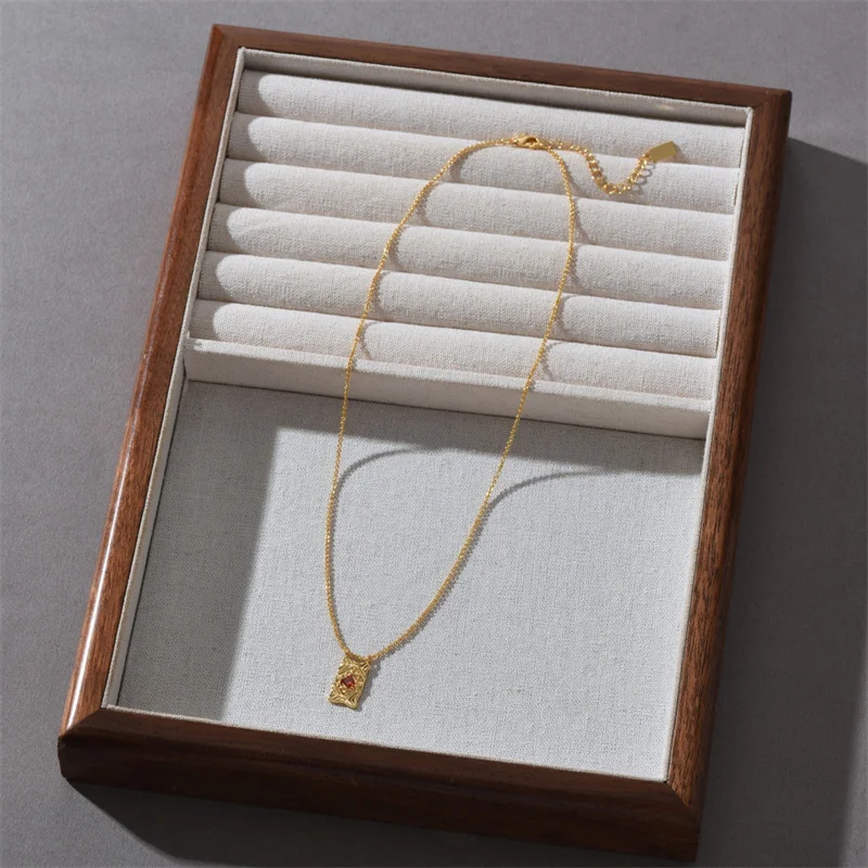 بسيطة الأزياء الخفيفة الفاخرة الملمس المعدني مربع الزركون قلادة الترقوة سلسلة كل مباراة اليومية رائعة قلادة للنساء