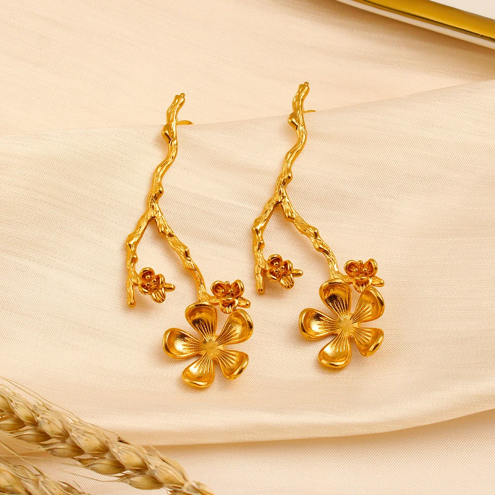 DIY accessories Guangdong decoration Chinese wind leaf flower branch earrings copper cast plum blossom branch stainless steel 31