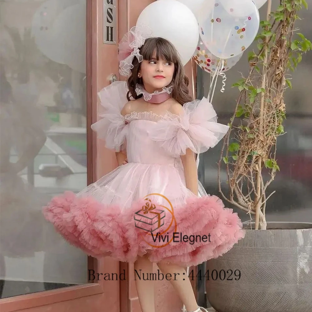 

Boat Neck Flower Girl Dresses Off Shoulder Tiered Knee Length Wedding Party Gowns 2023 Summer Soft Tulle Vestido De Noche