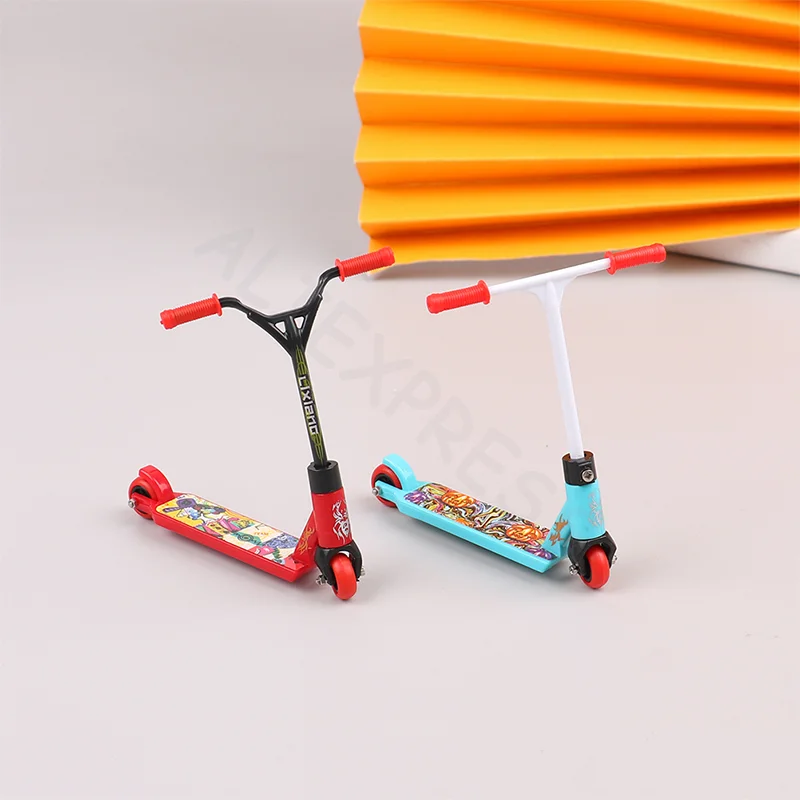 Planches à roulettes à doigts, Mini ensembles de rampes de parc de patins, Scooter à doigts, vélos du bout des doigts, pont de Sport extrême, jouets nouveauté