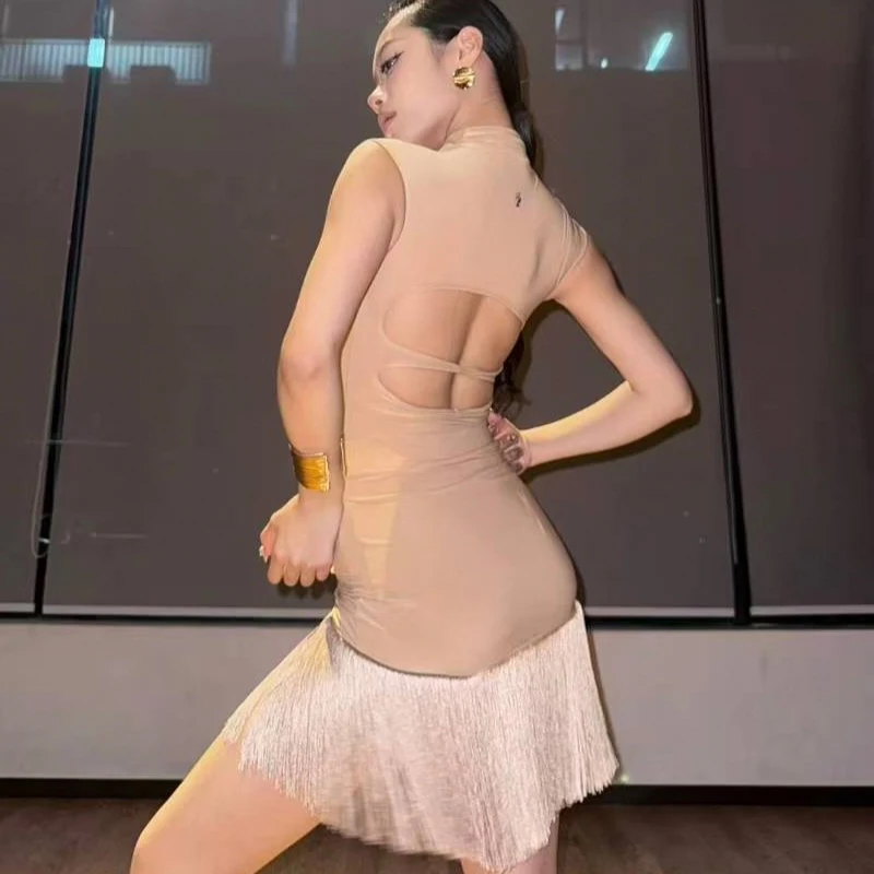 ผู้ใหญ่รุมบ้าลาตินชุดฝึกซ้อมเต้นรำผู้หญิงแซมบ้าลาตินเต้นรำการแข่งขันเครื่องแต่งกายแขนกุดลาตินท็อปกระโปรง SL13645