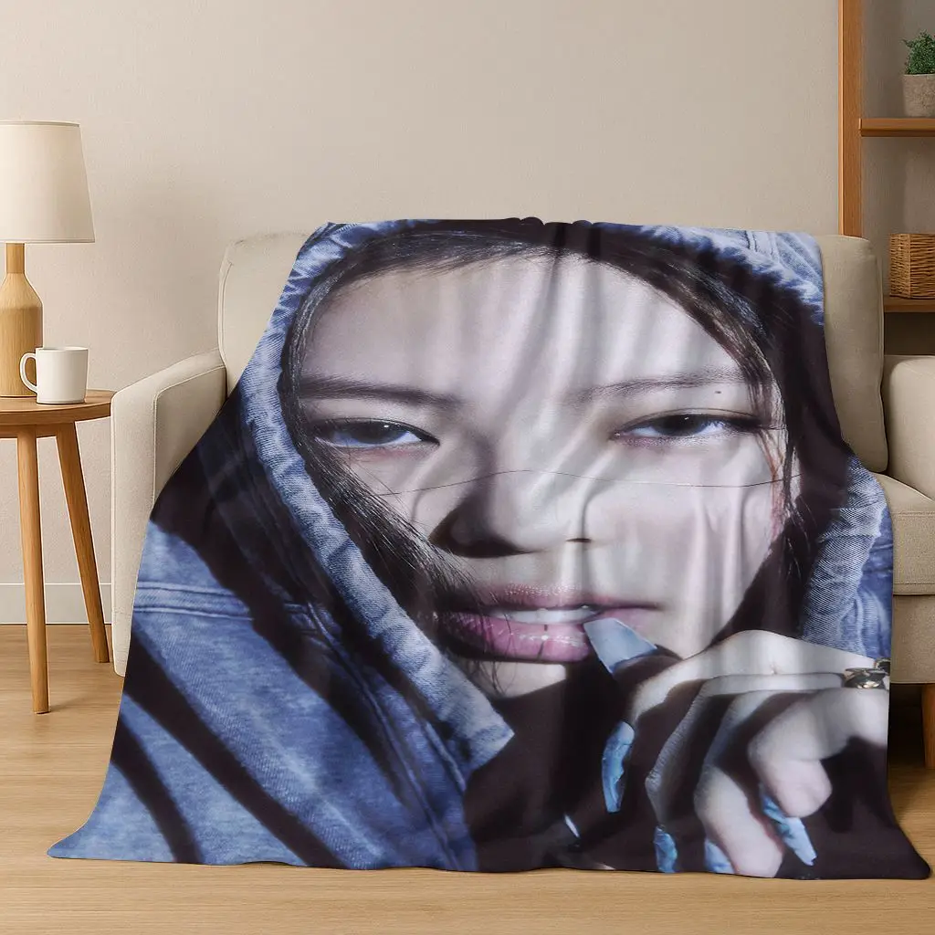 ثلاثية الأبعاد جيني كيم Kpop B-أسود الوردي المغني ستار الفانيلا بطانية لينة رمي بطانية للسرير غرفة نوم غرفة المعيشة السفر نزهة هدية #3