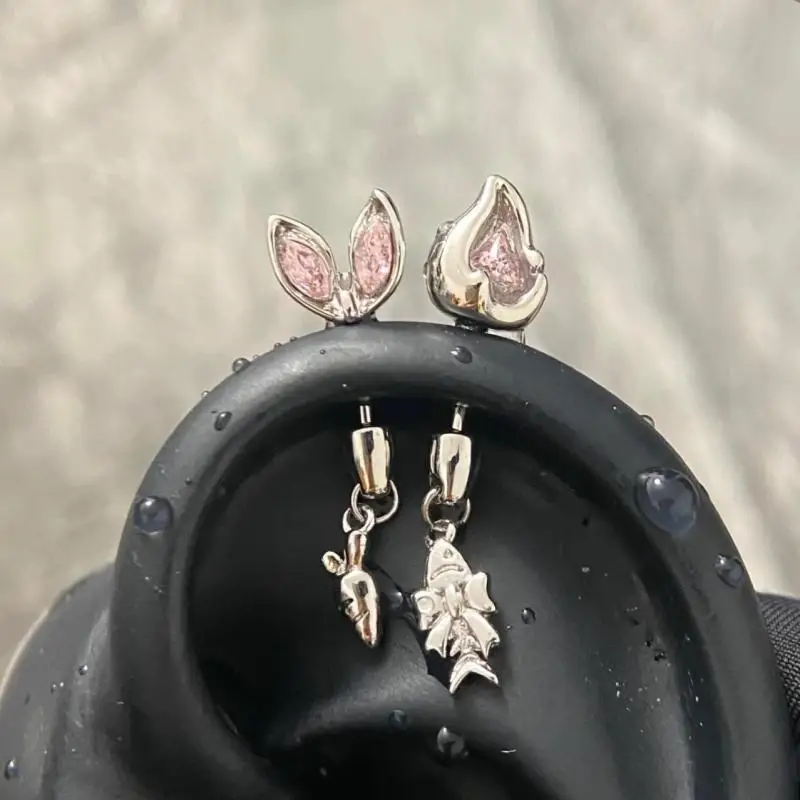 1Pcs Ear Shaped Flash Zircon Heart Cross Pendant Ear Bone Nail Earring For Women Trendy Body Piercing Accessories