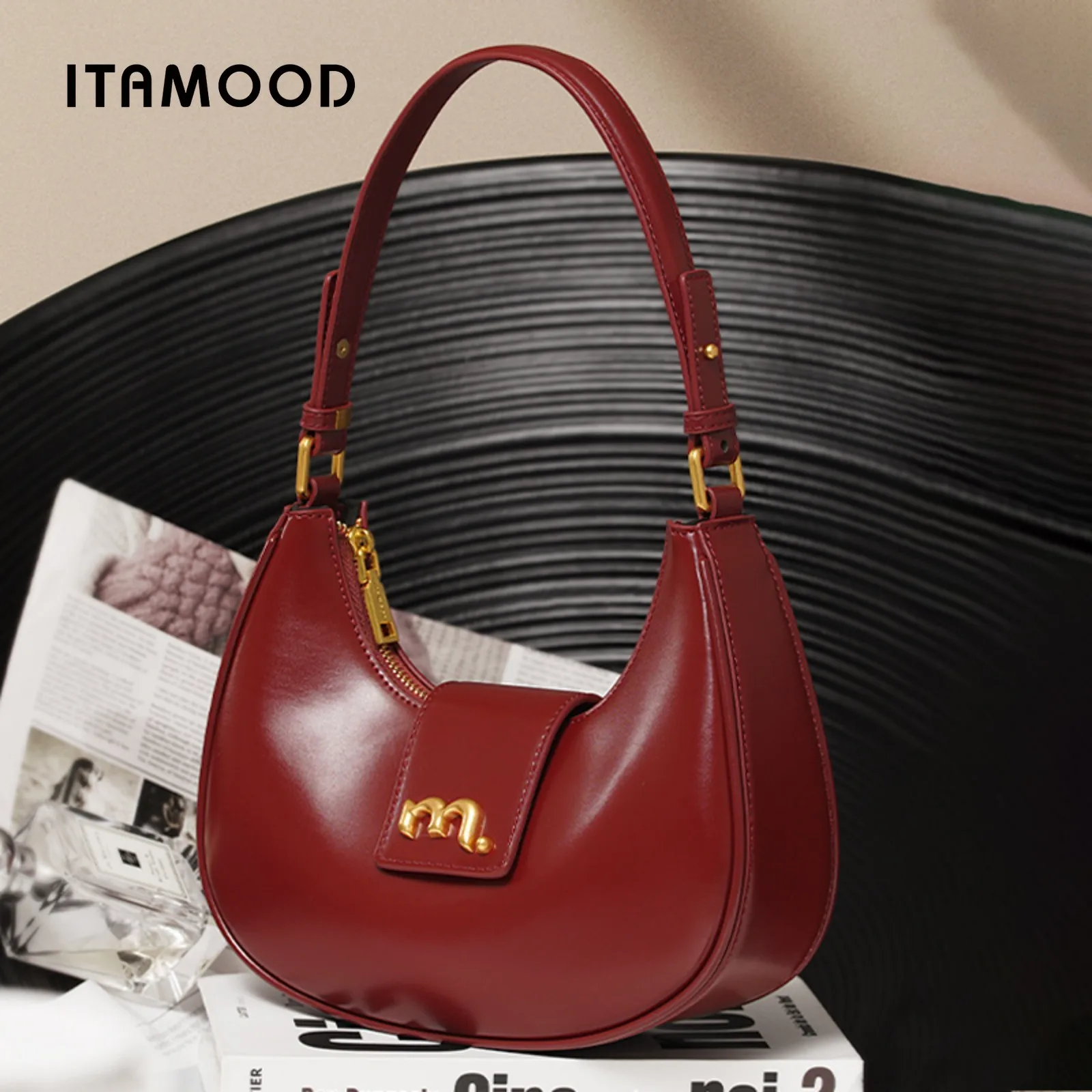 

ITAMOOD Women's Red Underarm Bag for Back To School Gift Leather Versatile Half Moon Bag Handheld Single Shoulder Crossbody Bag