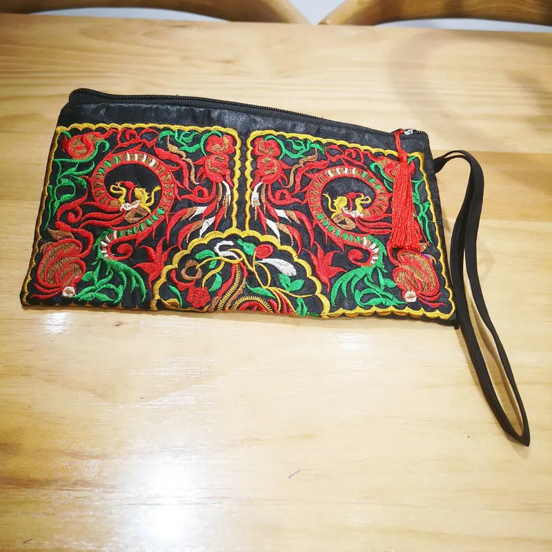 Dompet bordir klasik tradisional Cina dengan tas jahit pola bunga & Loong Aksesori antik Oriental OOTD terlihat