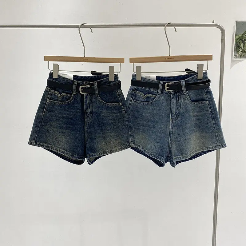 

High Waist Belted Slimming Denim Shorts Women's Summer 2026 New Korean Style Retro Chic Simple A-Line Pants