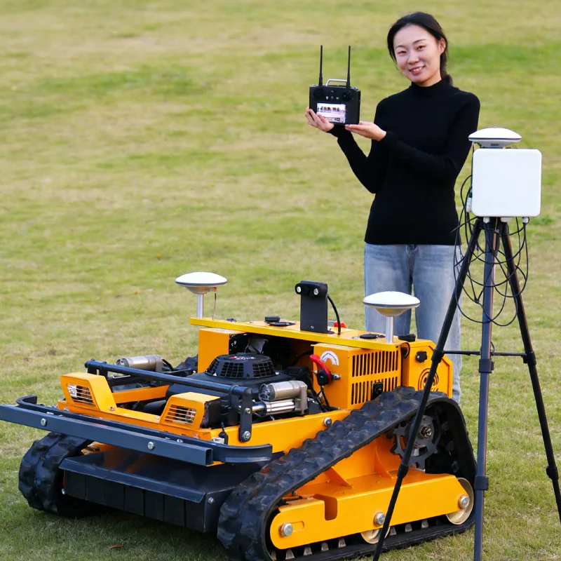 

Customized large-area tracked remote-controlled lawn mower for farms and ranches. Purchase and provide blades