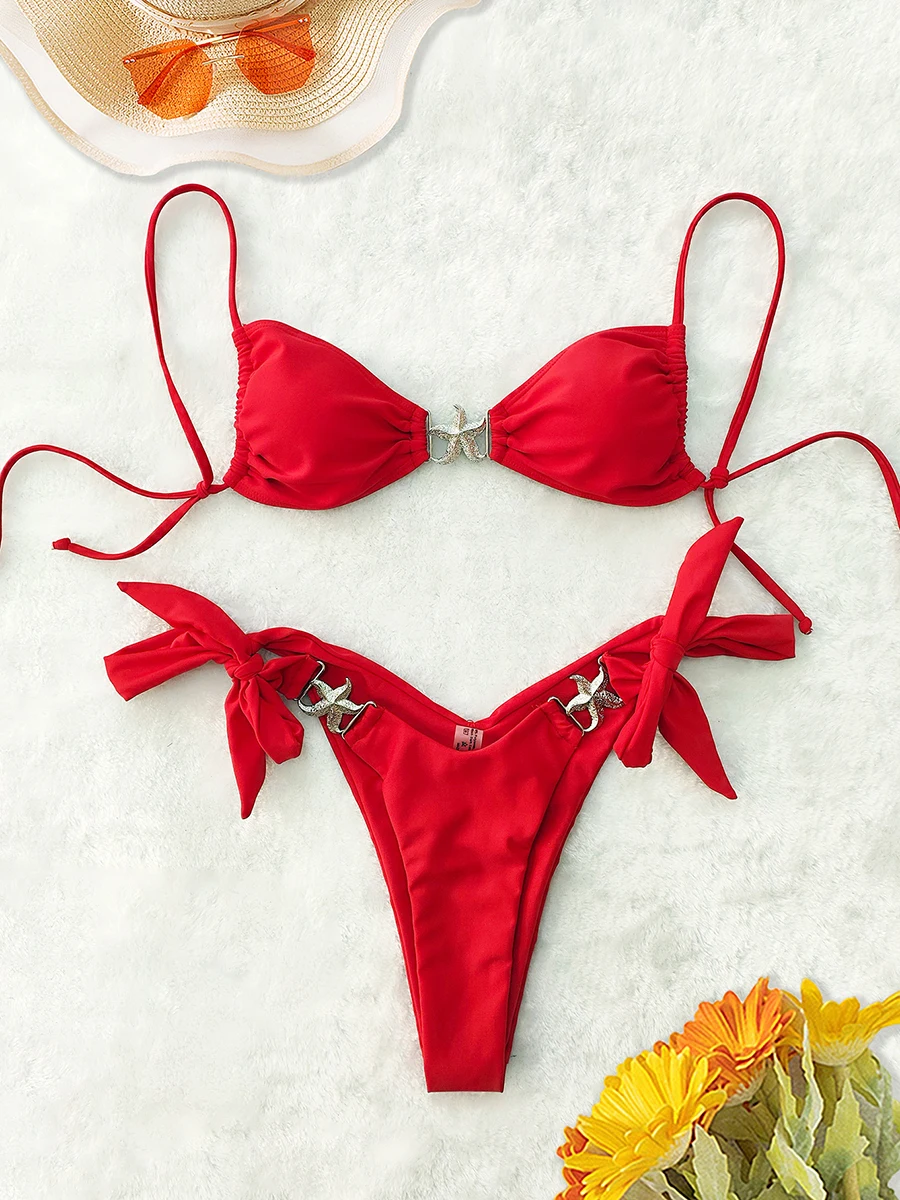 Seksowny strój kąpielowy bikini push-up z niskim stanem, nowy model 2026, damski strój plażowy z czerwonymi paskami, jednolity kolor, kostiumy kąpielowe, biquini