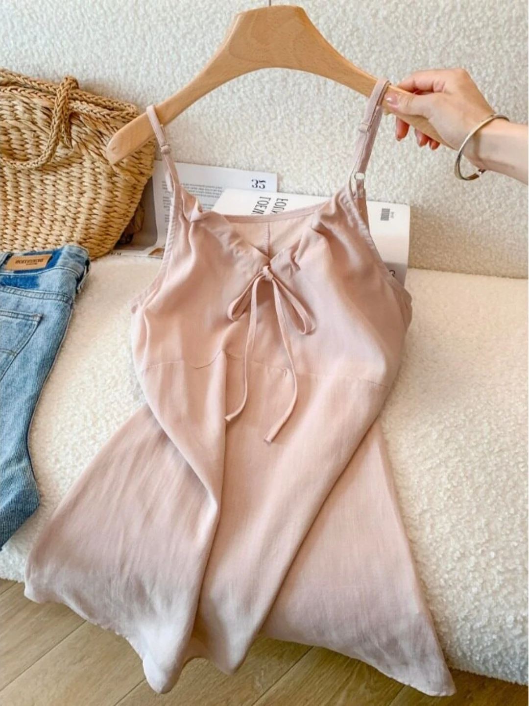 

Gentle V-neck Sash Crop Top Women's Summer Slimming Sleeveless Shirt Wide Range of Applications Skin-friendly Breathable