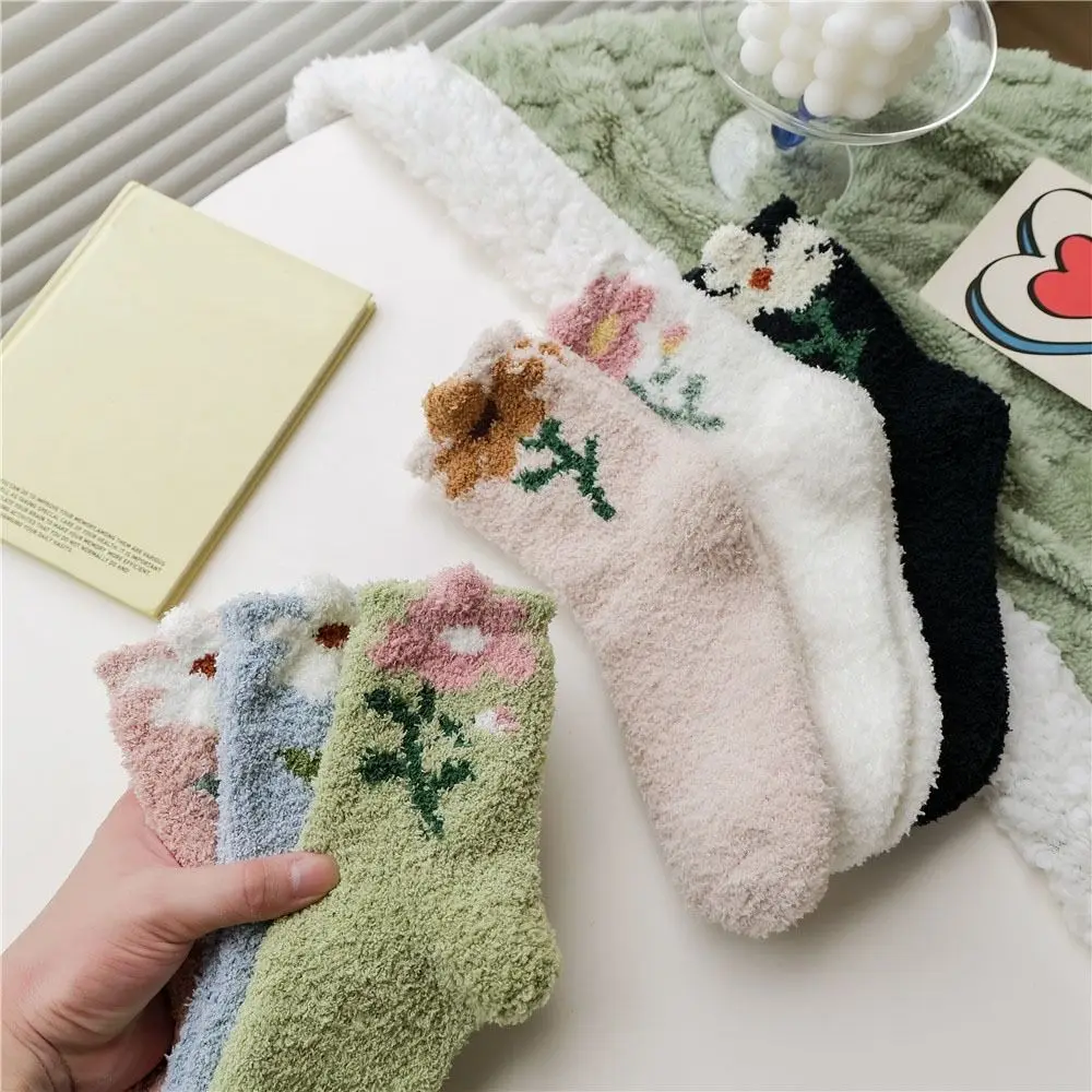 

6Pairs Soft Thickened Coral Fleece Socks Flower Winter Floor Plush Socks Sleeping Hosiery Warm Socks Women Autumn