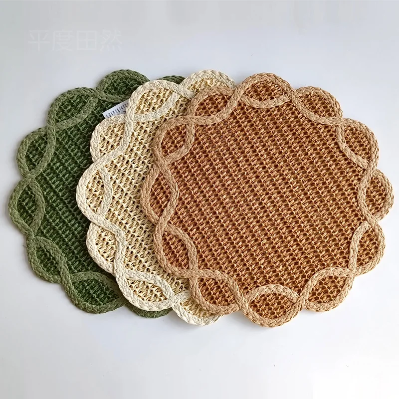 2pcs Creative Home Decor Flower Shaped Paper Woven Placemat Heat Insulation Table Mat Western Style Dinner Mat for Photo Prop