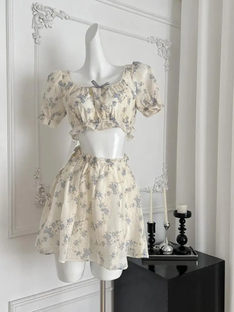 

Women's Summer Beige Flowers Embroidery Square Neck Slim Short Sleeve Backless Tops And High Waist Mini Skirt Boho Two Piece Set