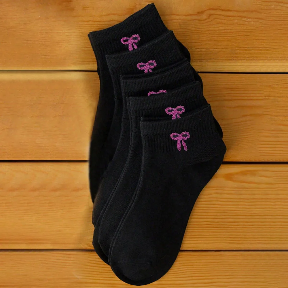 5 Paar Damen-Socken mit niedlichem Schleifenmuster, schwarz, weiß, für Frühling und Herbst, schweißabsorbierend, atmungsaktiv, weich, bequem, lässig – Detail 4