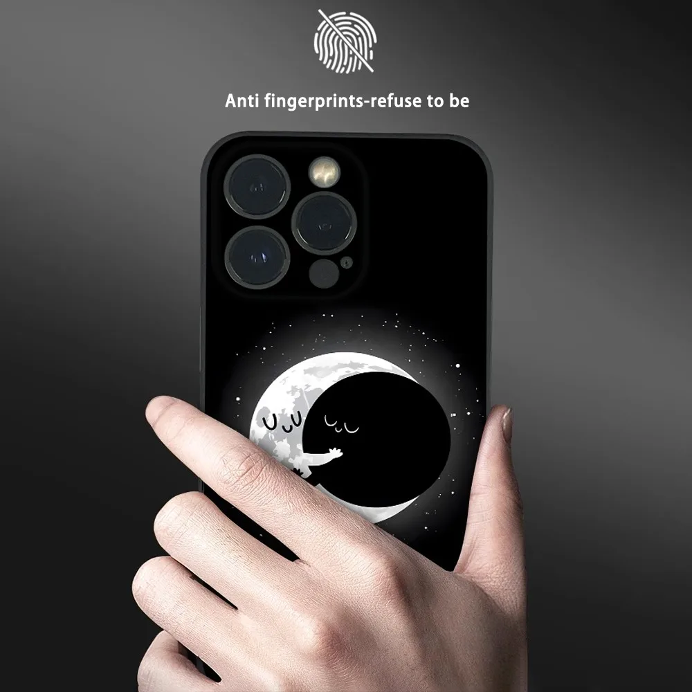 Cute embrace minimalist moon love Phone Case For iPhone 16 15 14 13 12 11 Pro Max Plus Mini Frosted Soft Shell Funda