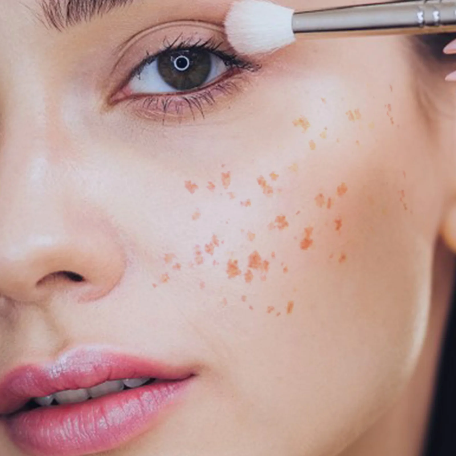 

Broccoli Freckle Makeup Stamp Lifelike Faux Vegetable Design Natural Look Easy Clean Freckle Applicator Daily Festival Makeup