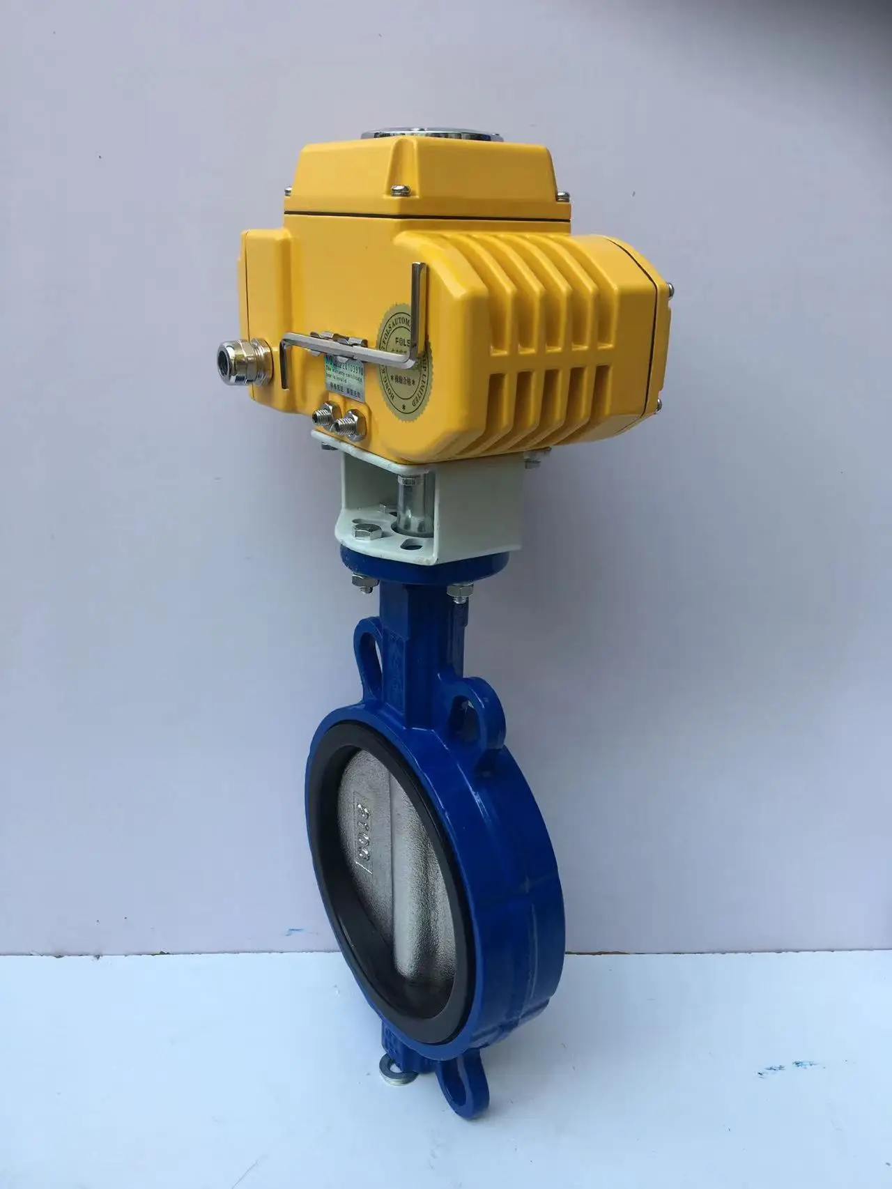 

Good Quality On/off Type 4 Inch Electric Butterfly Valve Stainless Steel with Manual Actuator for Water Media