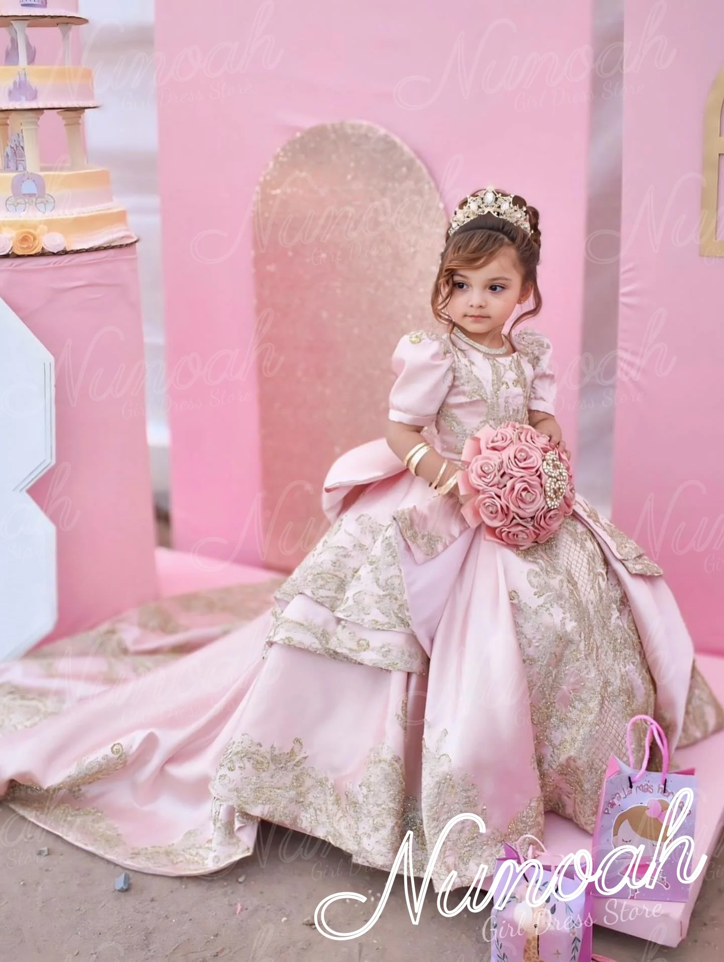 Pink Satin Flower Girl Dress For Wedding Lace Appliques Girl Birthday Party Gowns with Trail First Communion Gowns Customized