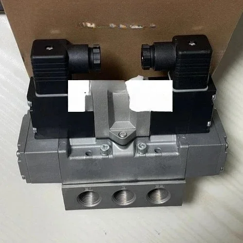 

Electromagnetic valve 4F630-20-AC220V 4F630-15-4F630/4F640-20-DC24V