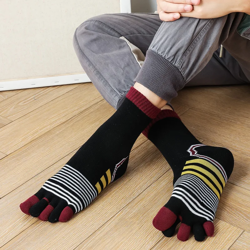 5 Pairs Man Sport Toe Socks Thick Cotton Colorful Five Finger Sock Japanese Style Fashion Striped Crew Socks with Toes EU39-45