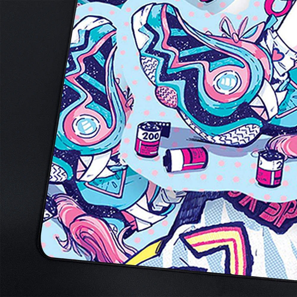 Anime Girls Camera Pattern Mouse Pad Office Balance Non-Slip Computer Mouse Mat E-Sports Mousepad Waterproof Laptop Desk Mat