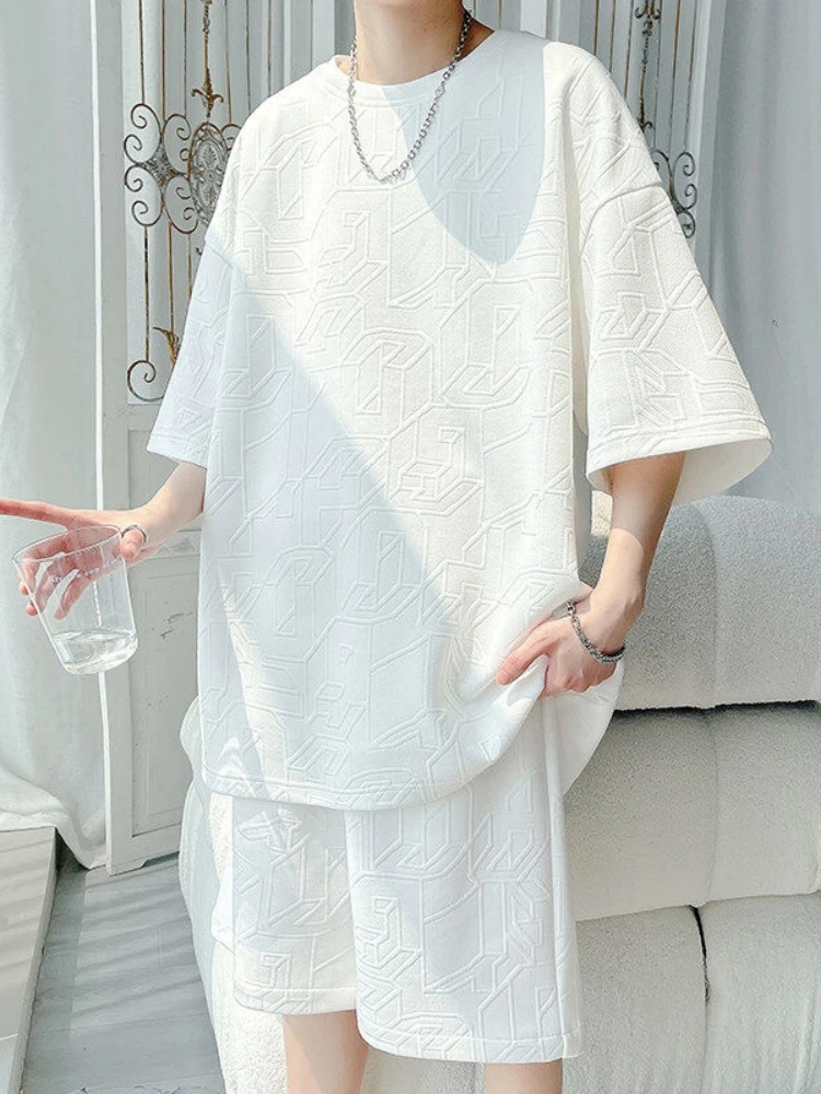 

Мужской комплект футболок с текстурным цветочным принтом: дышащие, легкие, с коротким рукавом, круглым вырезом, повседневные, летние, модные, стильные и привлекательные.