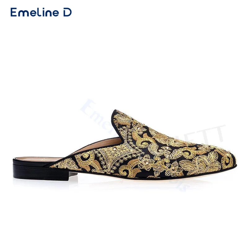 

Gold Flower Pattern Embroidered Slippers Round Toe Slip-On Slippers with Hollow Back Personalized Casual Closed Toe Men's Shoes