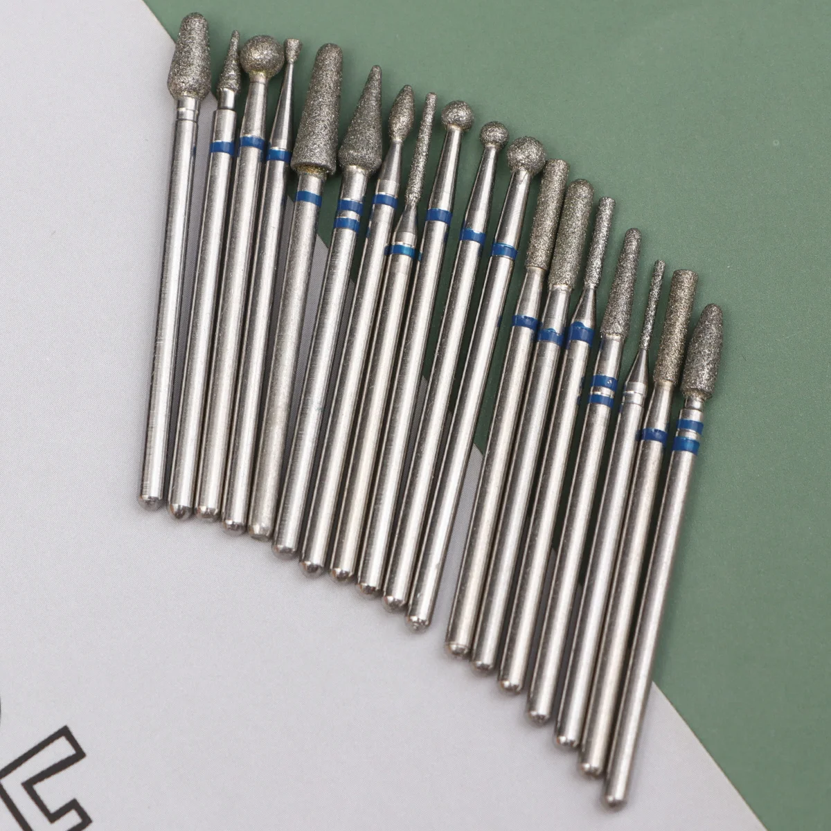 

18Pcs Nail Drill Bits Stainless Steel Sturdy Manicure Drill Grinding Heads Kit Professional Nail Art Tool for Home Salon Use
