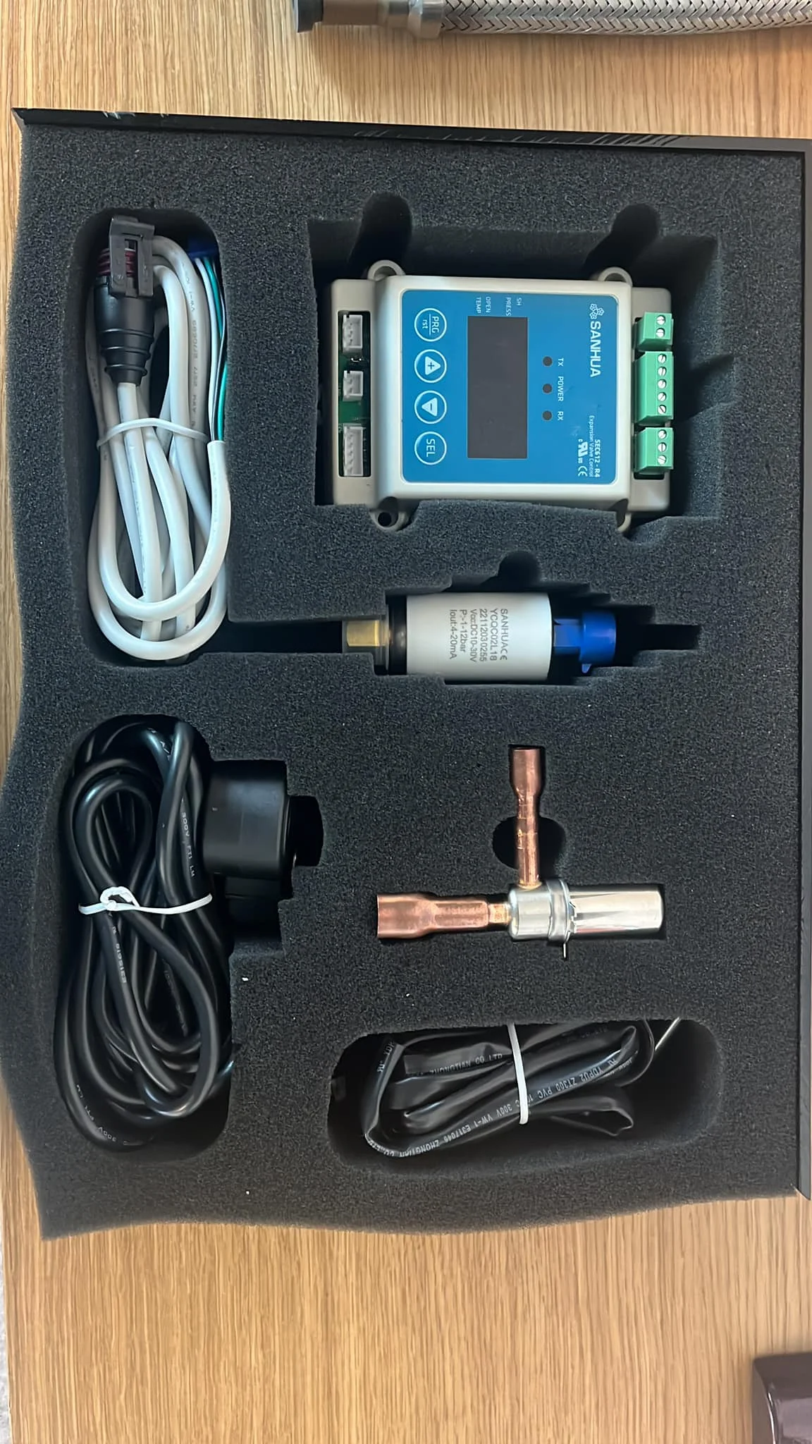 SANHUA ELECTRONIC EXPANSION VALVE KIT SEC611 R4 SEC612 R4 EEV PRESSURE TRANSDUCER WITH PACKARD CABLE, TEMPERATURE SENSOR