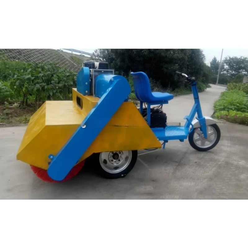 Multifunction Driving Type Artificial Turf Sand Filling Machine Grass Combing Machine