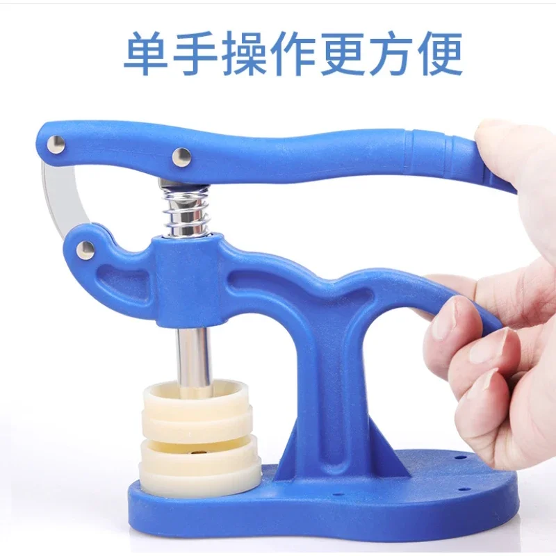 أداة ضغط إصلاح الضغط للساعة الخلفية أقرب أدوات صانع الساعات أدوات يدوية من الزجاج الكريستالي مع 12 قوالب بلاستيكية ملحق