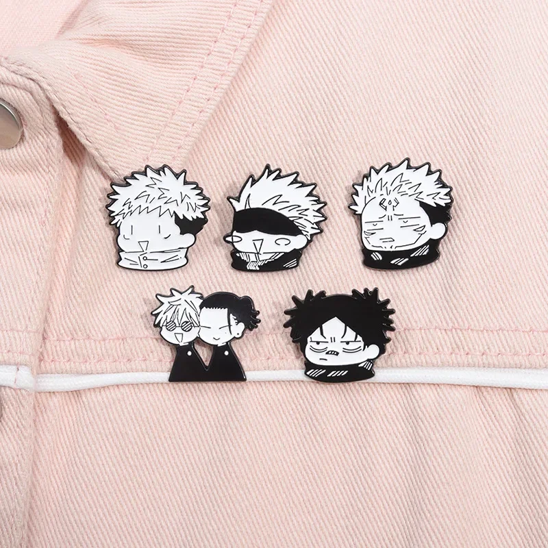 Modische Anime Kawaii Gojo Satoru Geto Suguru Brosche Emaille-Anstecknadel Damen Jeans-Abzeichen Broschen für Kleidung Accessoires Geschenke