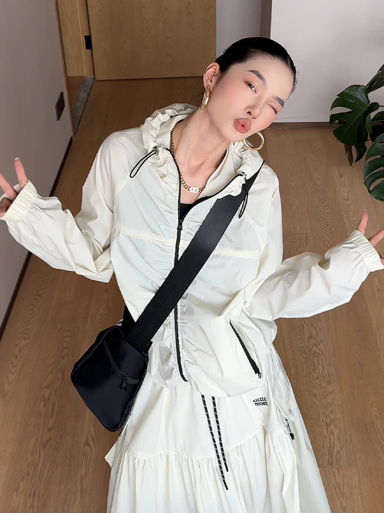 

CIZZLEMORE Легкий дышащий повседневный комплект для активного отдыха: куртка с капюшоном и регулируемыми элементами, юбка А-силуэта. Женский модный ансамбль.