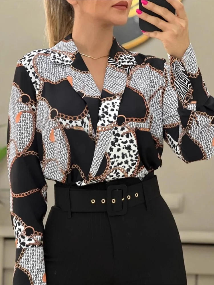 

Women's Daily Commuting Office Versatile Shirt Autumn Popular Loose Long-sleeved V-neck Pullover Chain Printed Shirt Top