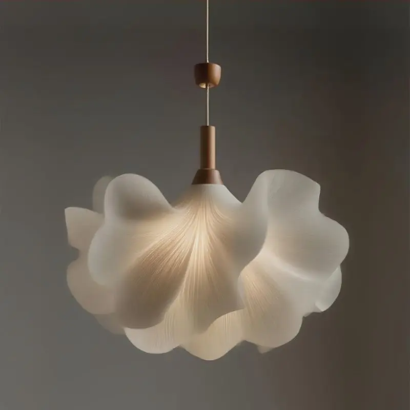Petal chandelier, medieval simplicity, creative flower, vintage, warm and romantic, dining room light
