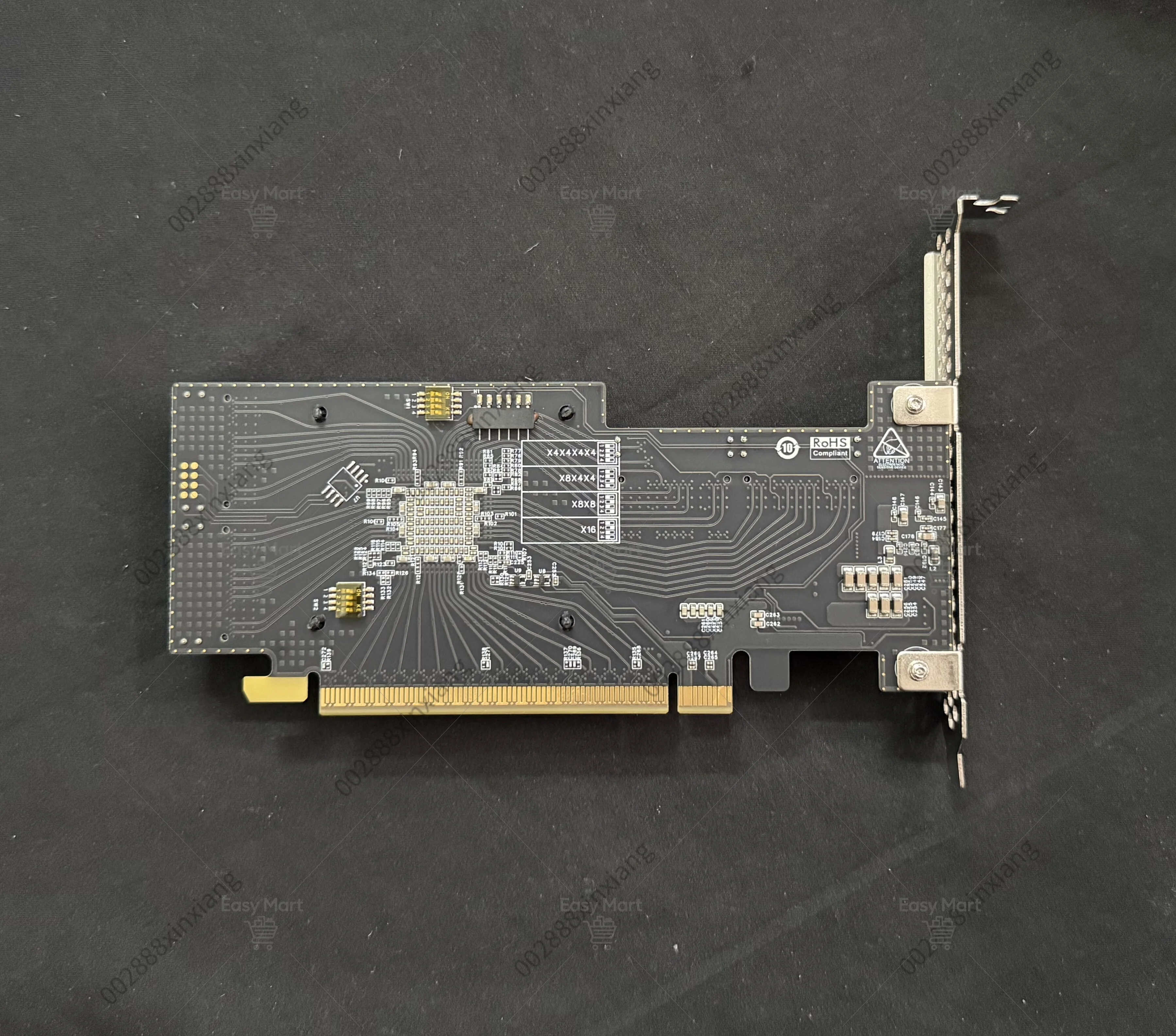 Non-removable Expansion Card with  Slots for U2 Hard Drives, Network Cards, and Graphics Cards