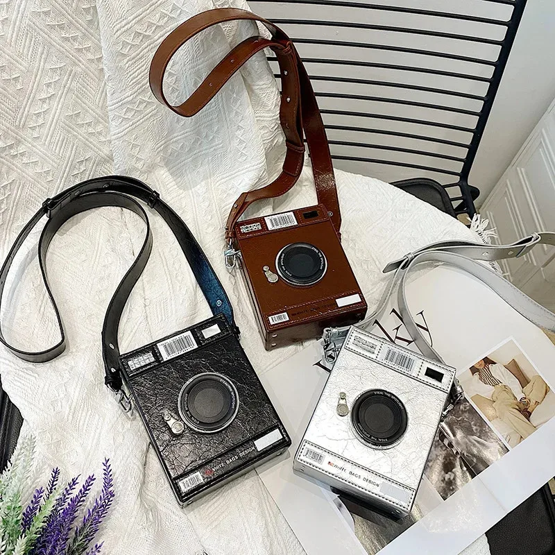 2025 ♥   Nuova spalla creativa a forma di fotocamera per borse da donna Borsa a tracolla divertente a tracolla per cellulare piccola P ☆ ★