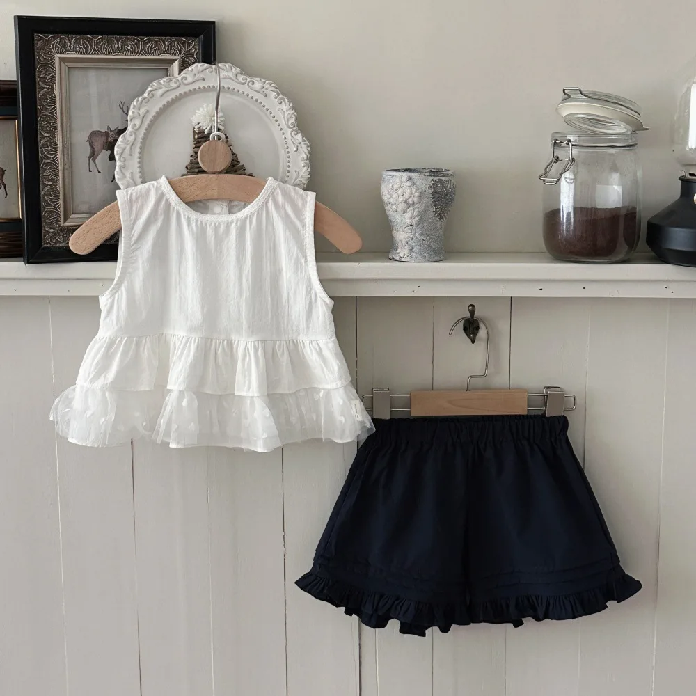 

2026 Summer Baby Shirts 0-3Y Solid Color Lace Ruffles Girls Sleeveless Blouses Cotton Princess Tops Toddler Girls Clothes