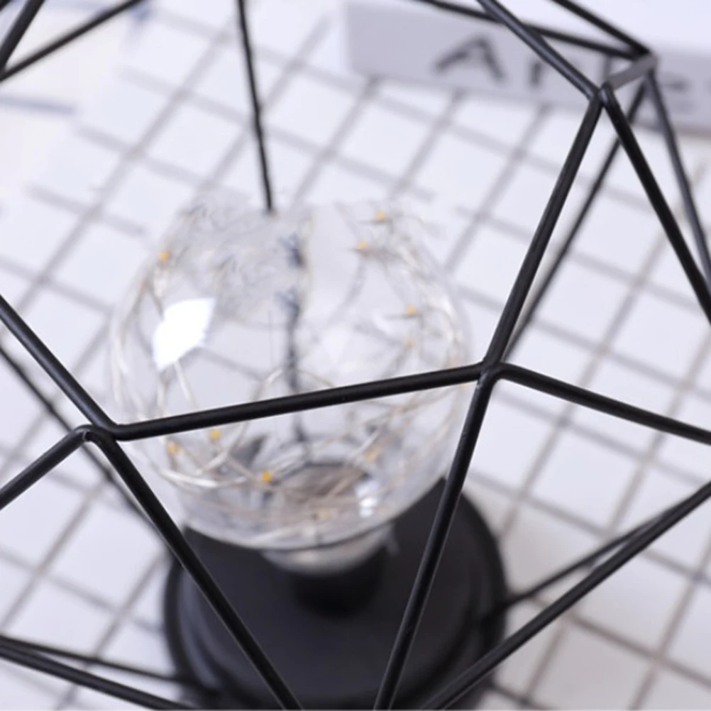 

Iron Lamp Minimalist Hollow Diamond Desktop Night Light Retro Home Party Decoration Christmas Lighting