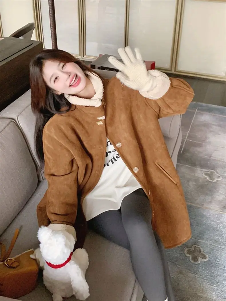 Korean Loose Little Fur One Lambswool Coat Women's Winter 2025 Stand-up Collar Thick Coat