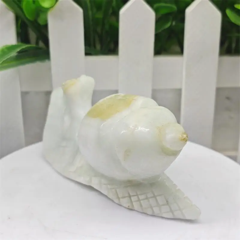 Natural Yellow White Jade Snail Carving Healing Feng Shui Home Decoration Ston Gift 1PCSe Statues Gift 1PCS