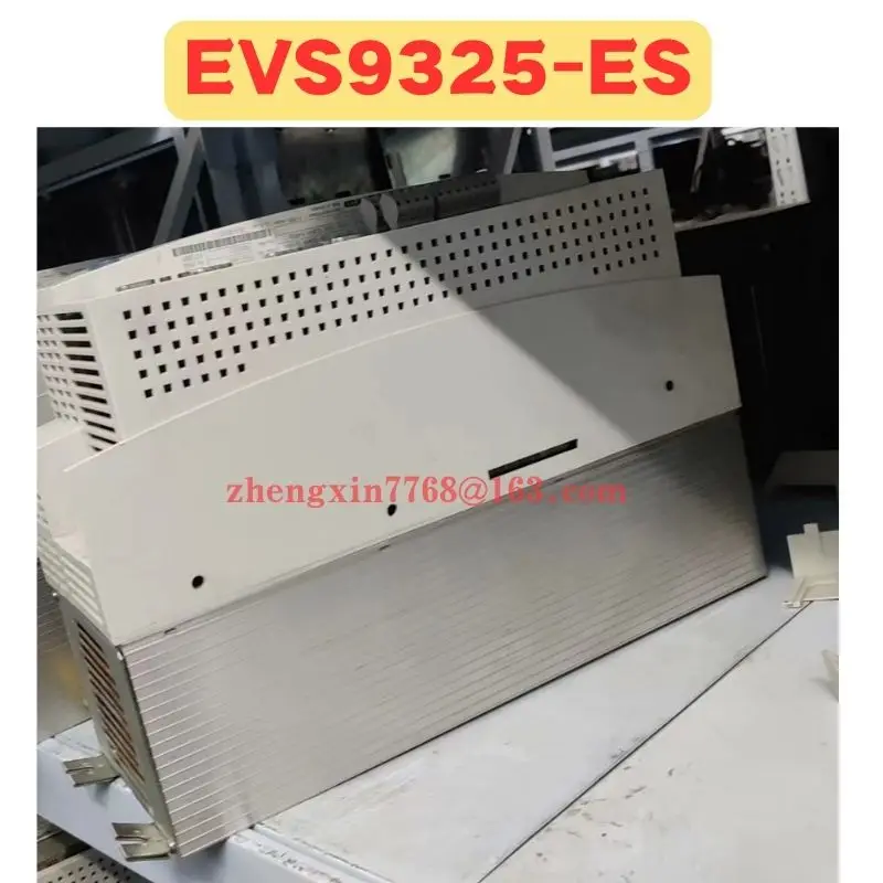 

Used Version 70 Servo Drive EVS9325-ES EVS9325 ES LN Normal Function Tested OK