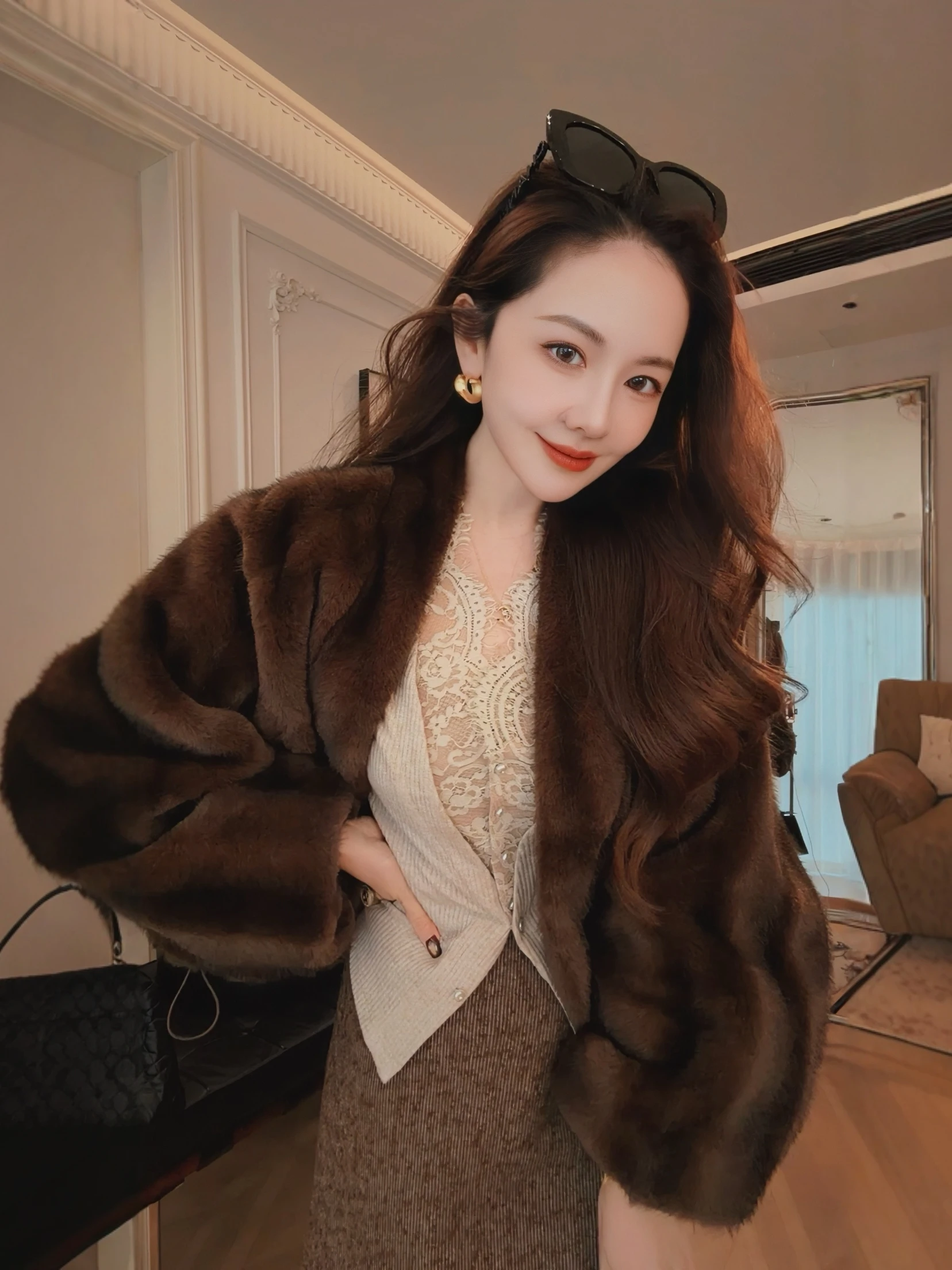 

Женская шуба PINZIKO: Экологичная, теплая, повседневная, укороченная, с длинными рукавами, на пуговицах