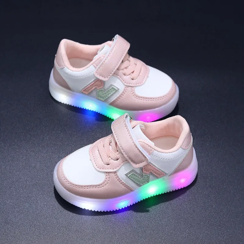 Fashion New Style Children Led Shoes Kids Girls Sneakers Boys Lighting Shoes Girls Casual Shoes Toddler Anti-slip First Walkers