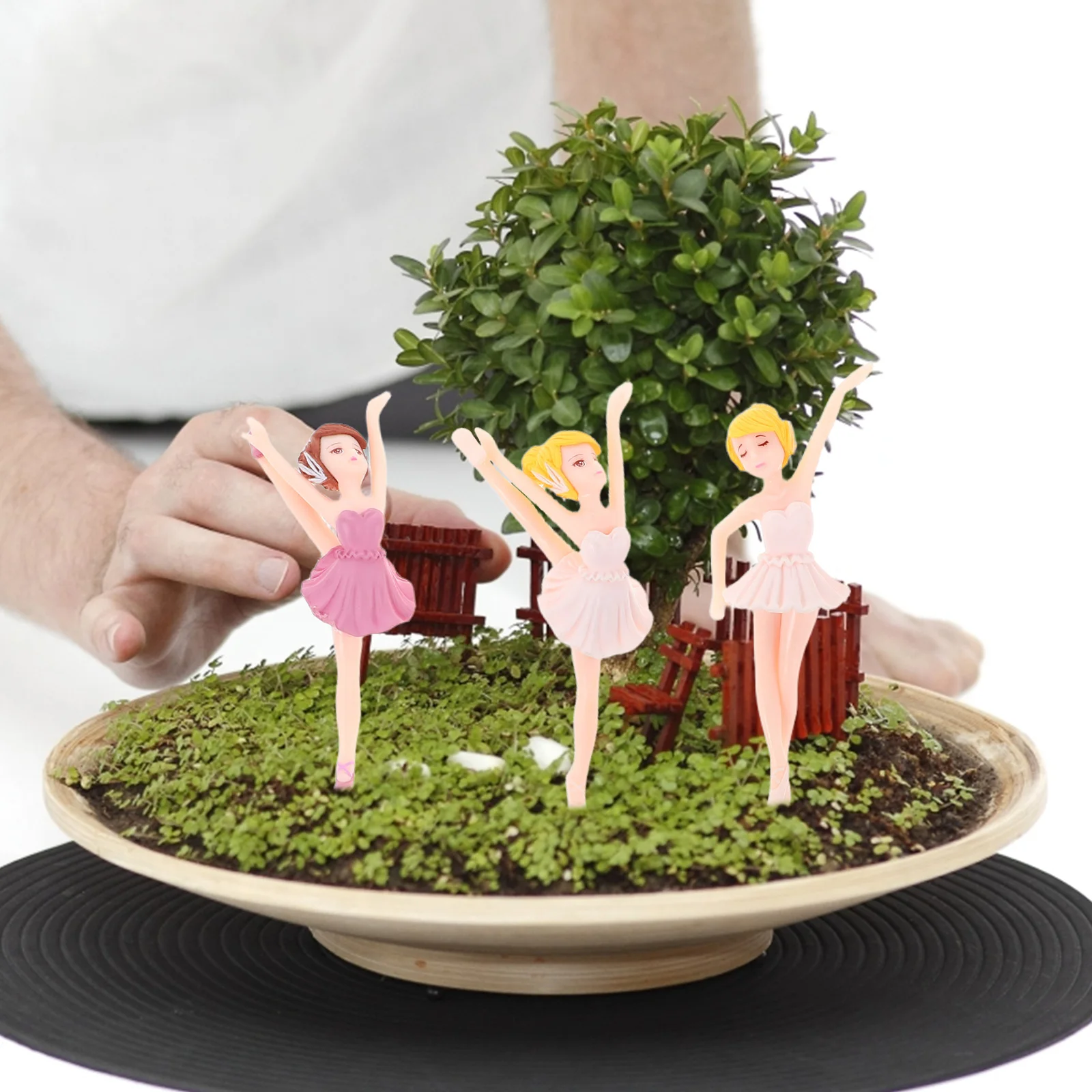

8pcs Resin Ballet Dancer Figurines Micro Landscape Garden Decoration Desktop Scene Miniature Things Small Resin Statue